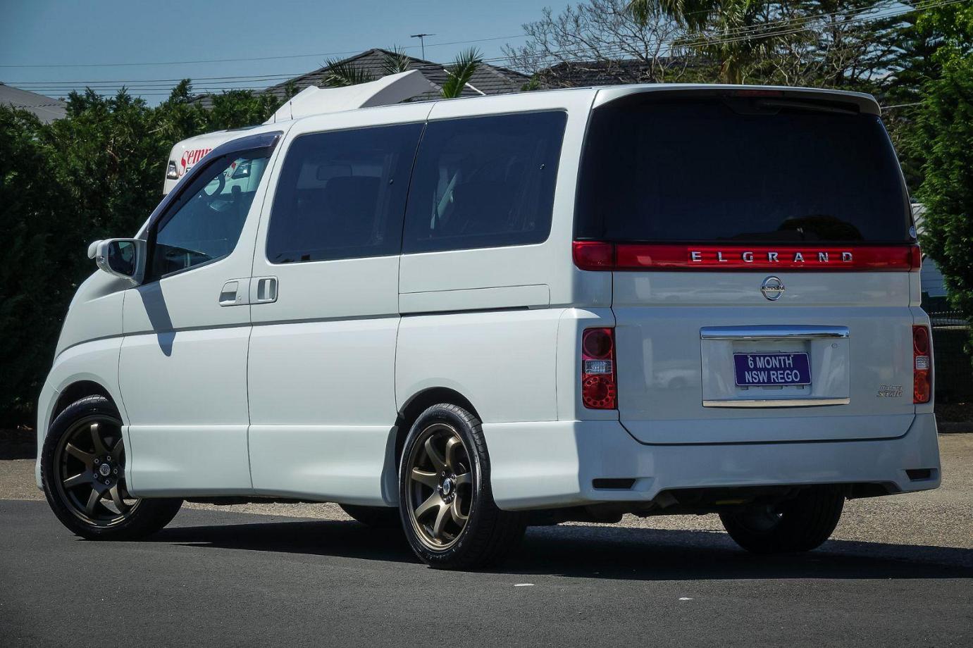 Nissan elgrand 2008