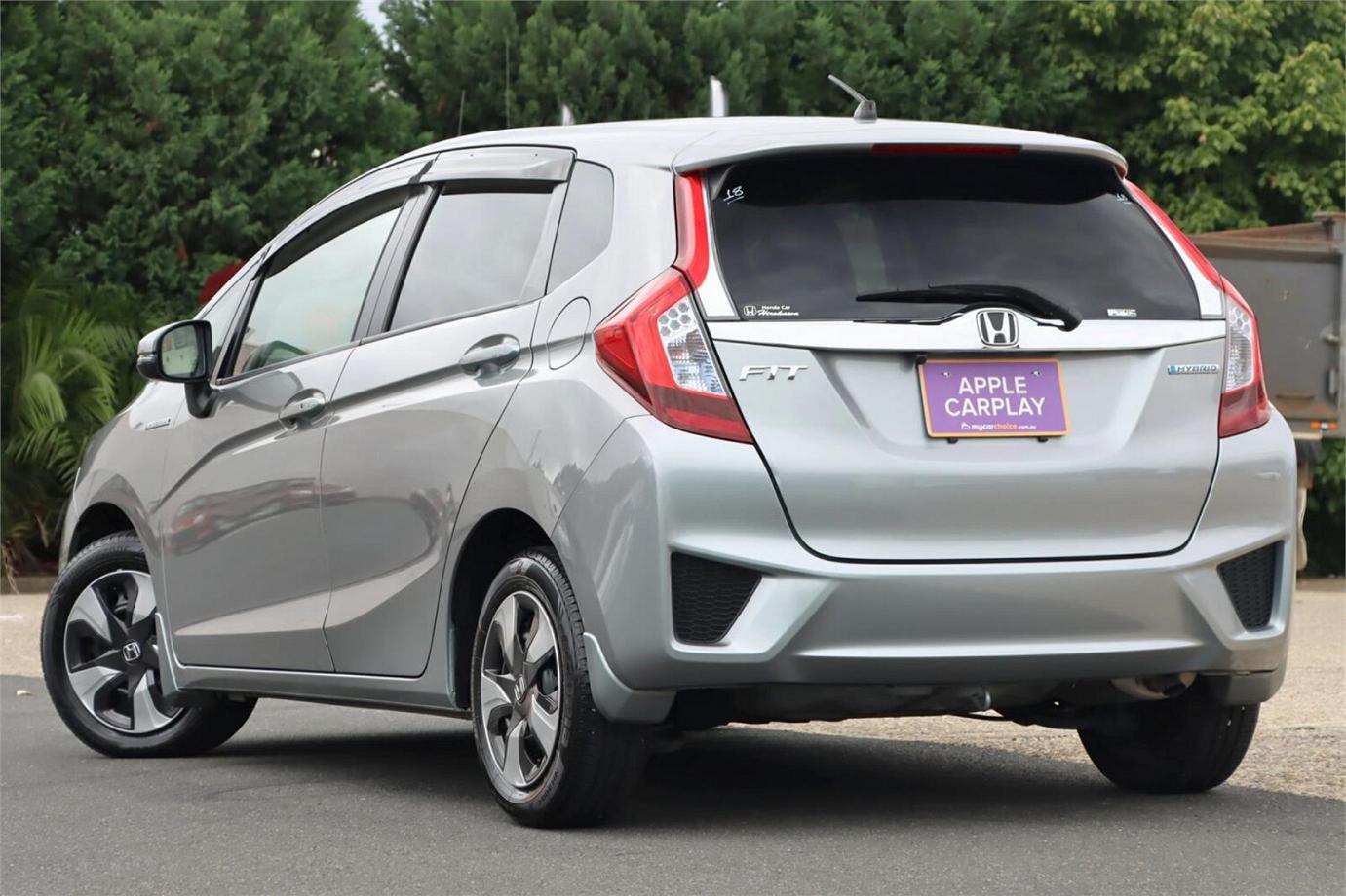 2015 Honda Fit F-package (hybrid)-9