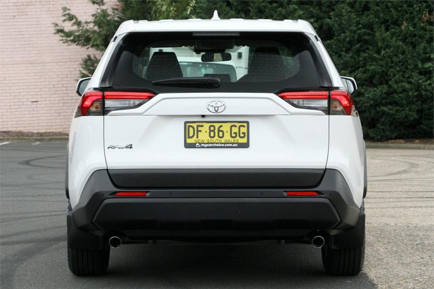 2022 TOYOTA RAV4 GX (2WD)-5