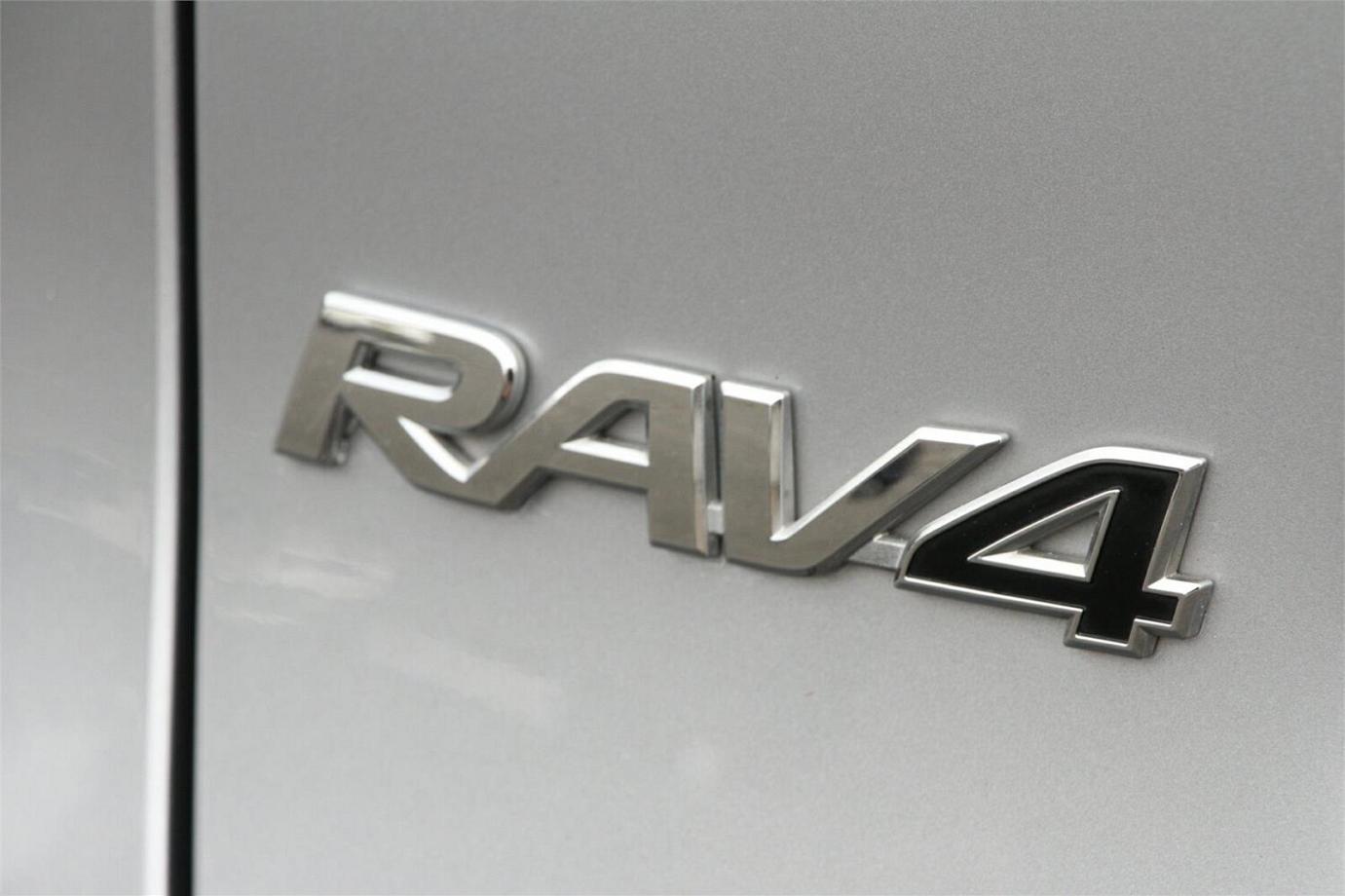 2022 TOYOTA RAV4 GX-7