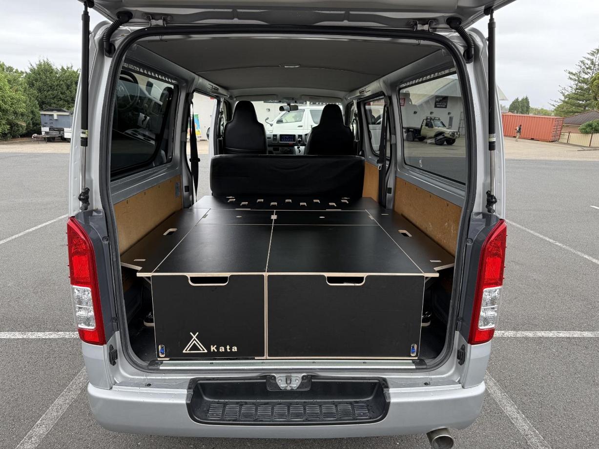 2015 Toyota Hiace Dx Gl Package (camper Kit)-6