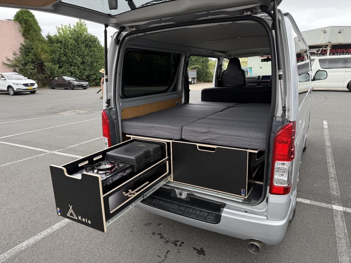 2015 Toyota Hiace Dx Gl Package (camper Kit)-9