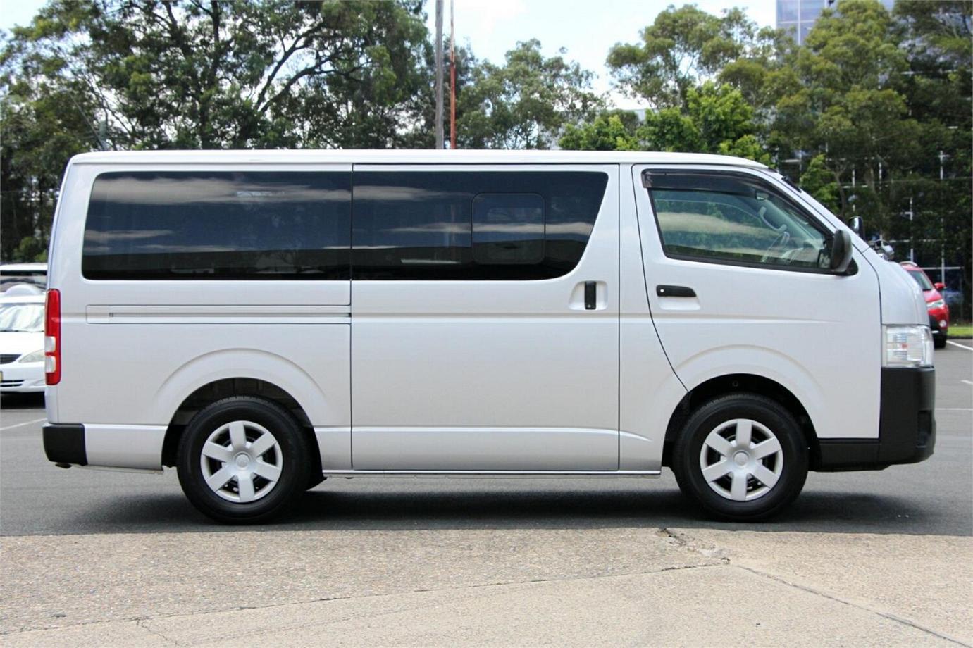 2017 Toyota Hiace Dx (camper Kit)-24