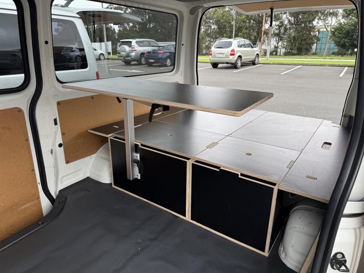 2018 Toyota Hiace Dx (camper Kit)-13