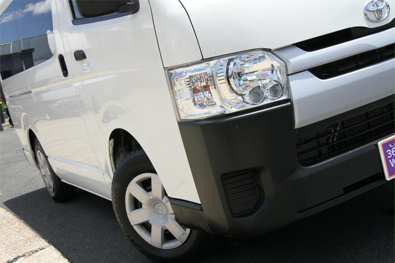 2017 Toyota Hiace Dx (camper Kit)-20