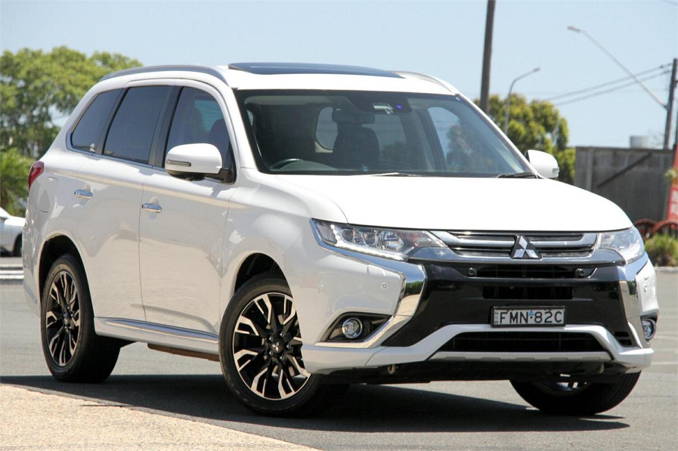 2017 Mitsubishi Outlander Phev Exceed