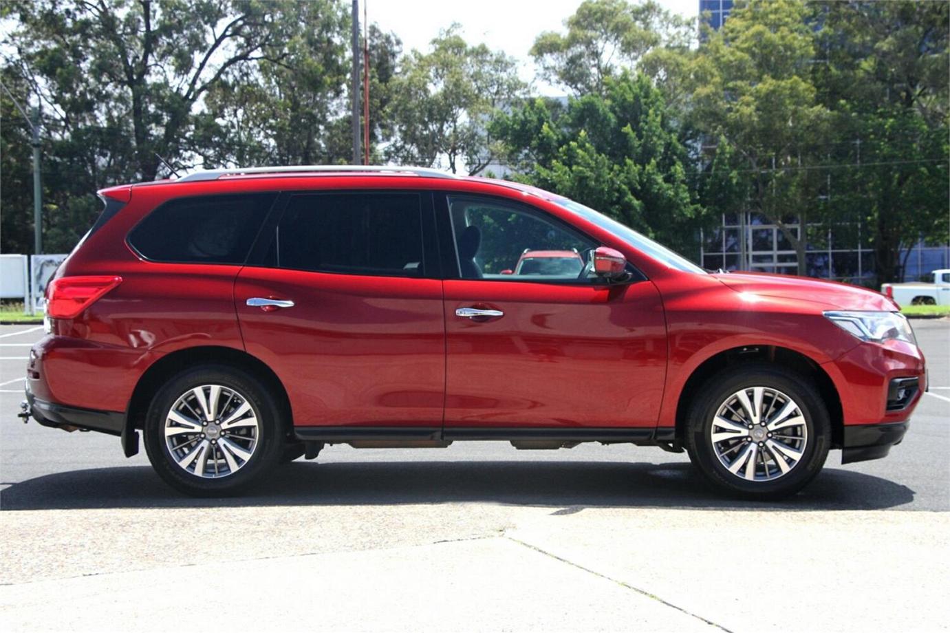 2019 Nissan Pathfinder St-13